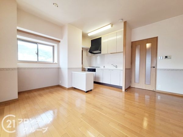 メゾン本山中町ＥＡＳＴ　中古マンション