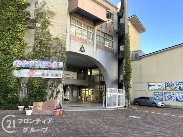 摩耶シーサイドプレイスウエスト3番館　中古マンション(神戸市立渚中学校)