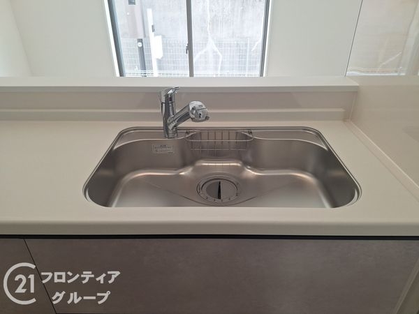 神戸市兵庫区下三条町　新築一戸建て　２号棟