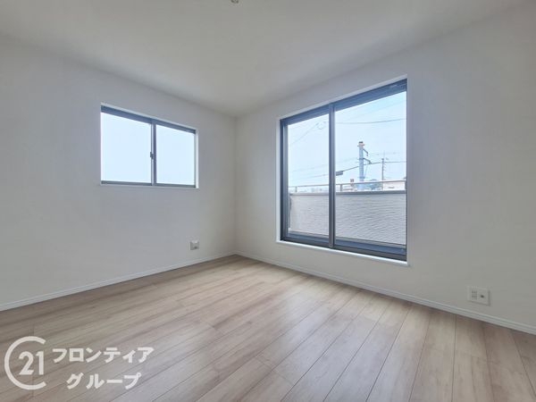 神戸市兵庫区下三条町　新築一戸建て　２号棟