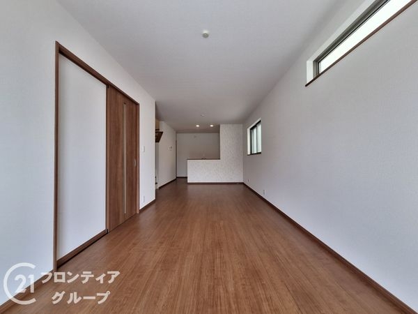 神戸市兵庫区下三条町　新築一戸建て　１号棟