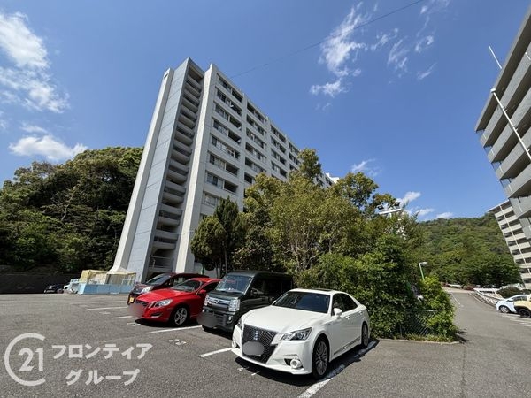 住吉台住宅１号棟　中古マンション
