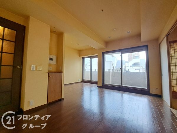 ワコーレアーバンアベニュー灘　中古マンション
