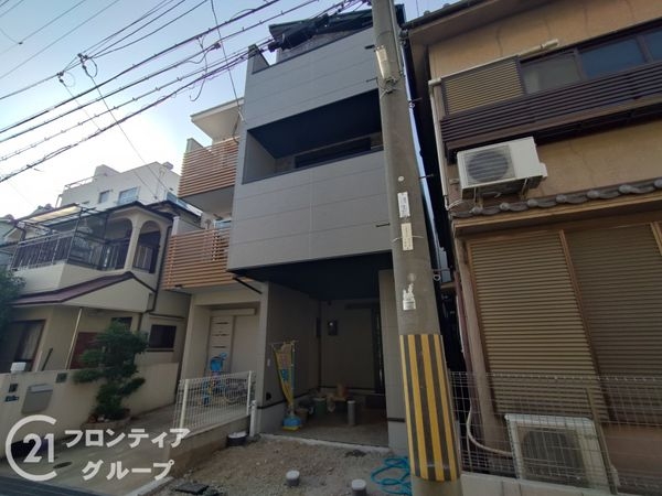 神戸市灘区大石北町　新築一戸建て