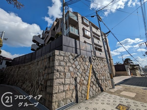ワコーレマークヒルズ片山町　中古マンション
