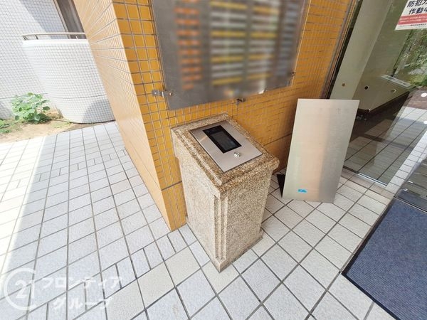 RICウエストコート4番街北棟3番館　中古マンション