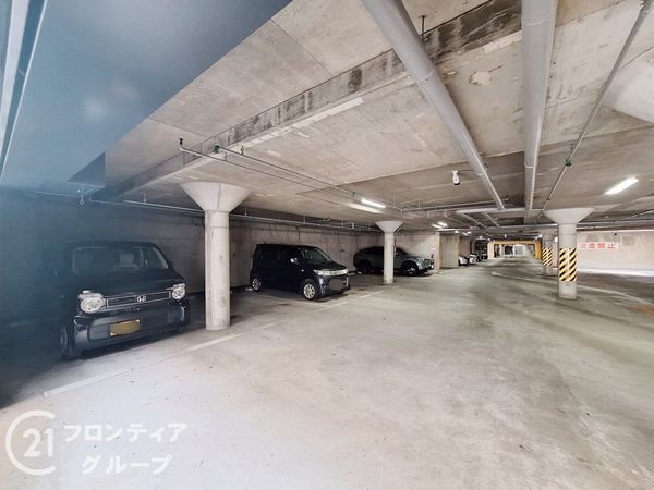 RICウエストコート4番街北棟3番館　中古マンション