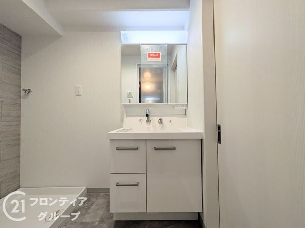 RICウエストコート4番街北棟3番館　中古マンション