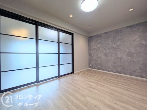 RICウエストコート4番街北棟3番館　中古マンション