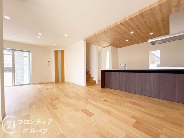 神戸市灘区高尾通４丁目　新築一戸建て