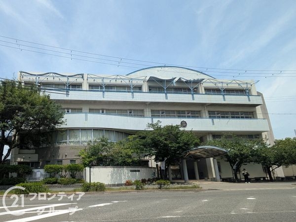 ファミール魚崎駅前 中古マンション(神戸市立魚崎中学校)