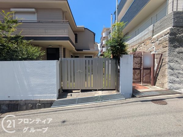 神戸市中央区野崎通２丁目の中古一戸建て