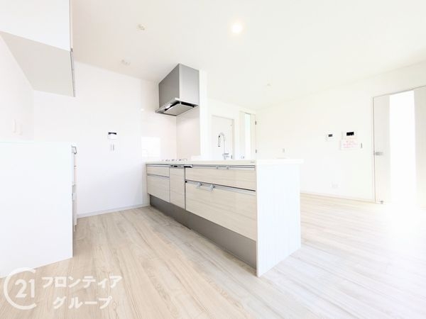 神戸市長田区松野通3丁目 新築一戸建て 3号棟(キッチン)