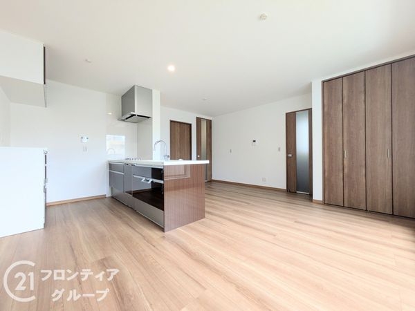 神戸市長田区松野通３丁目　新築一戸建て　２号棟