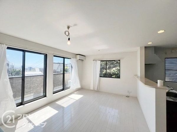 神戸市中央区山本通４丁目　中古一戸建て