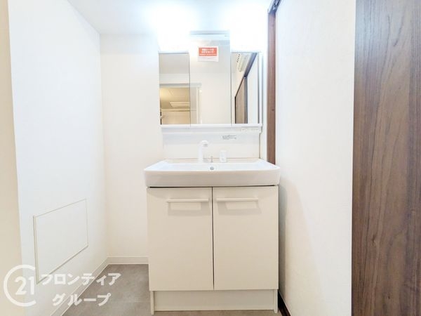 コスモ三宮アーバンスクエア 中古マンション(洗面台・洗面所)