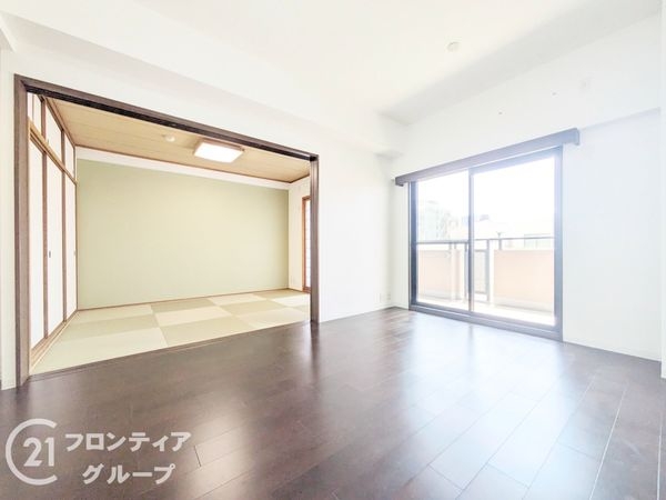 コスモ三宮アーバンスクエア 中古マンション(リビング)