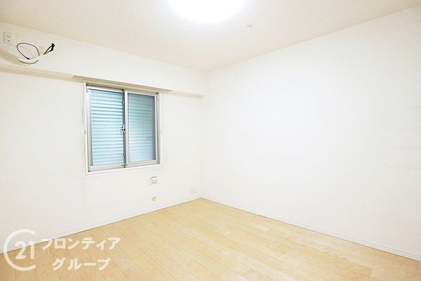 グランベース芦屋川ロジュマン 中古マンション(子供部屋)