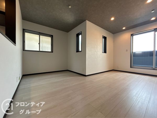 神戸市長田区寺池町２丁　新築一戸建て