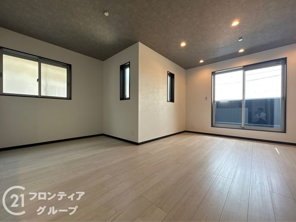 神戸市長田区寺池町２丁　新築一戸建て