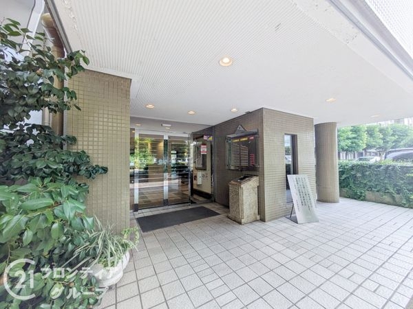 ＲＩＣウエストコート４番館５２１号棟　中古マンション