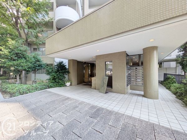 ＲＩＣウエストコート４番館５２１号棟　中古マンション