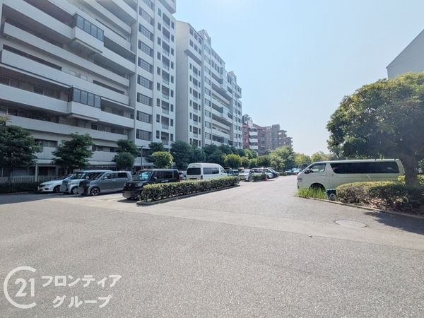 ＲＩＣウエストコート４番館５２１号棟　中古マンション