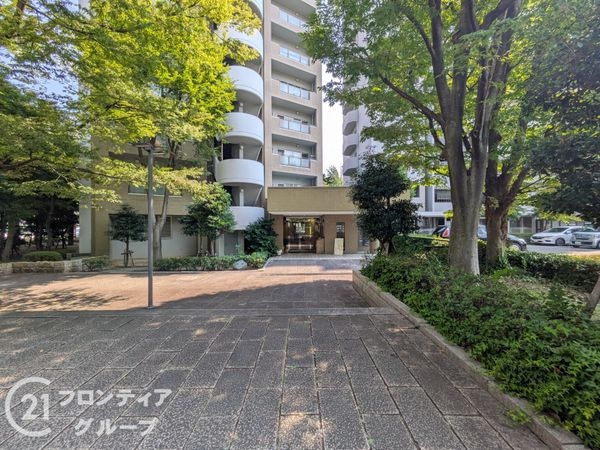 ＲＩＣウエストコート４番館５２１号棟　中古マンション