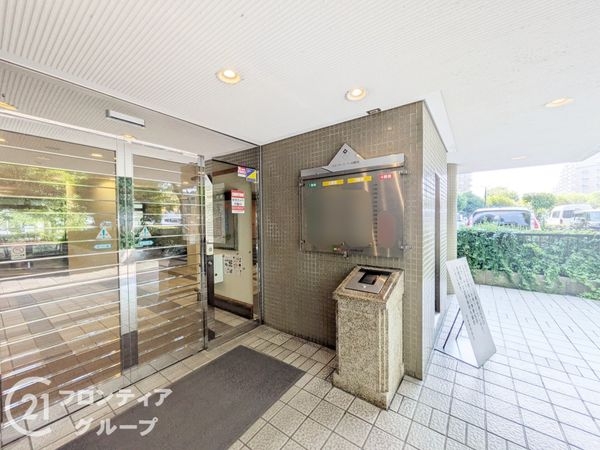 ＲＩＣウエストコート４番館５２１号棟　中古マンション