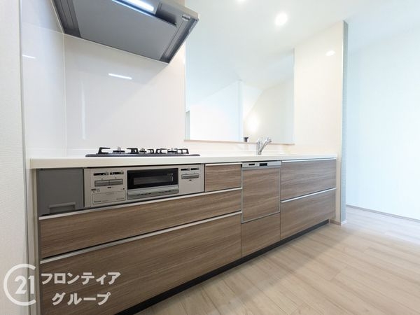 神戸市兵庫区浜中町２丁目　新築一戸建て　２期　２号棟