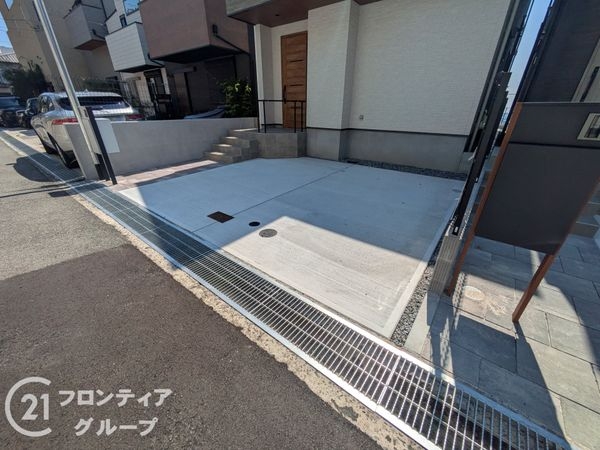 神戸市東灘区甲南台　新築一戸建て　１号棟