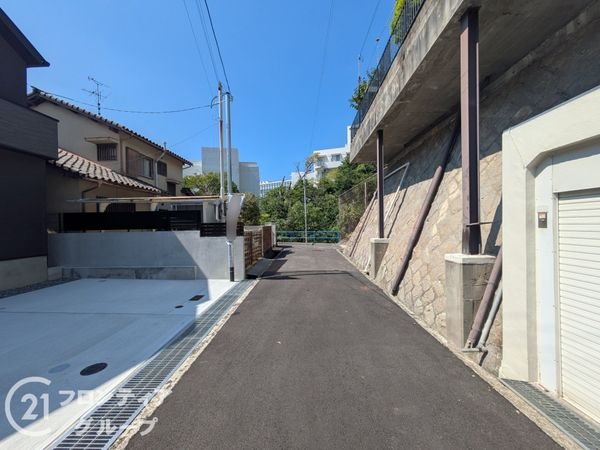 神戸市東灘区甲南台　新築一戸建て　１号棟