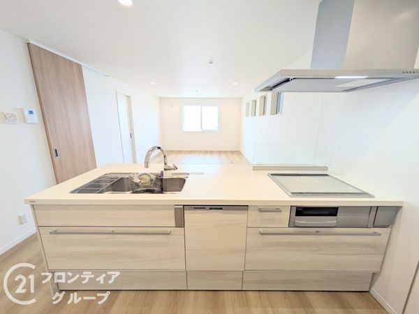 神戸市東灘区甲南台　新築一戸建て　１号棟