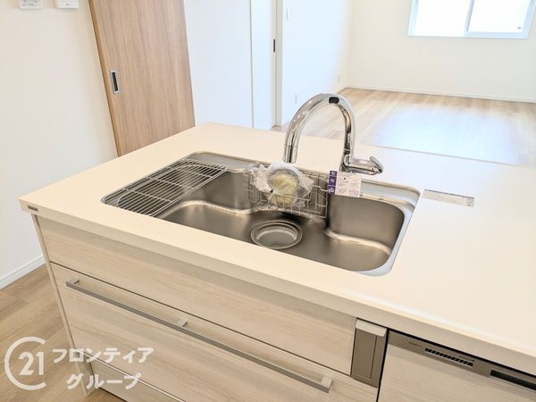 神戸市東灘区甲南台　新築一戸建て　１号棟