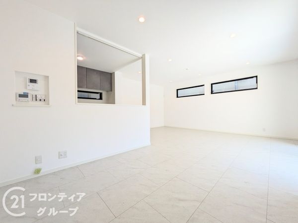 神戸市長田区東丸山町 新築一戸建て B号棟(リビング)