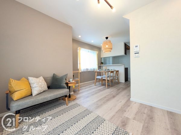 神戸市兵庫区浜中町1丁目 新築一戸建て A号地(リビング)