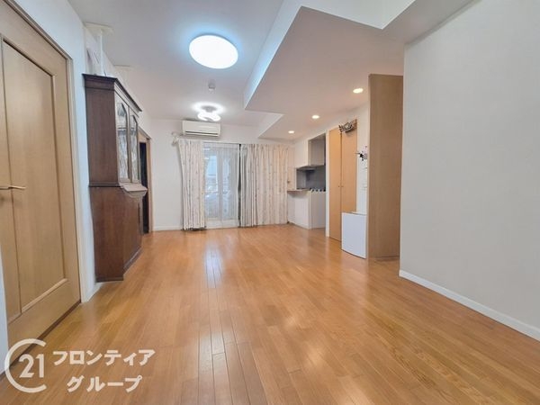 ワコーレアルフェス西岡本　中古マンション