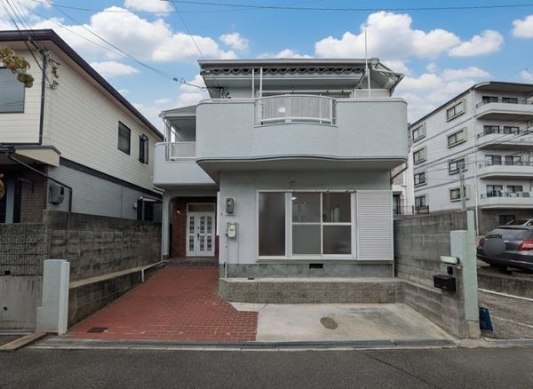 神戸市長田区片山町１丁目　中古一戸建て