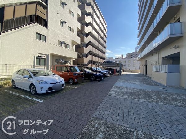 ワコーレ神戸灘タワー 中古マンション(駐車場)