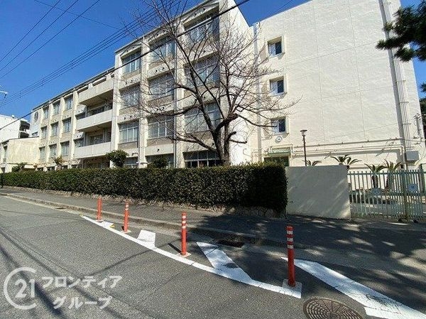 エナ御影　中古マンション(神戸市立御影中学校)