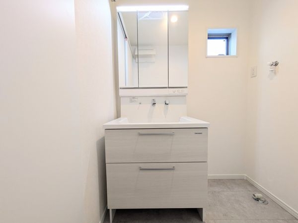 神戸市兵庫区金平町１丁目　新築一戸建て