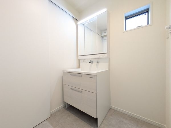 神戸市兵庫区金平町１丁目　新築一戸建て