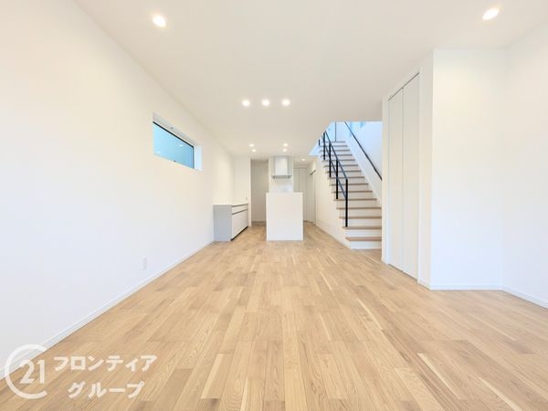 神戸市兵庫区上庄通２丁目　新築一戸建て　３号棟