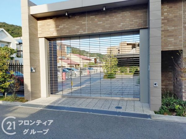 ディアエスタミオ西岡本　中古マンション