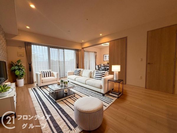 ディアエスタミオ西岡本　中古マンション
