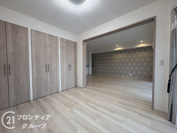 ディアエスタミオ西岡本　中古マンション