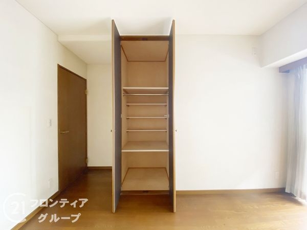 ピフレ新長田 中古マンション(収納)