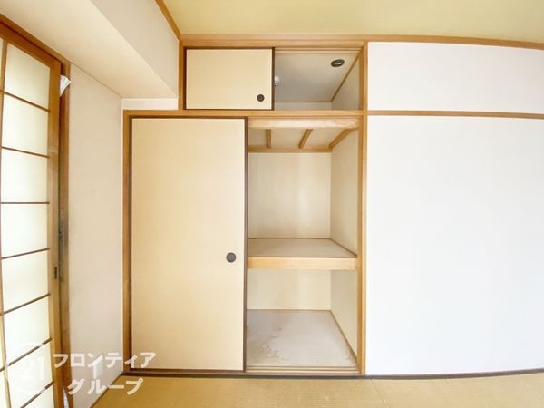 ピフレ新長田 中古マンション(収納)