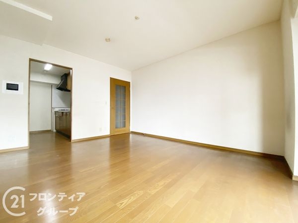 ピフレ新長田 中古マンション(リビング)