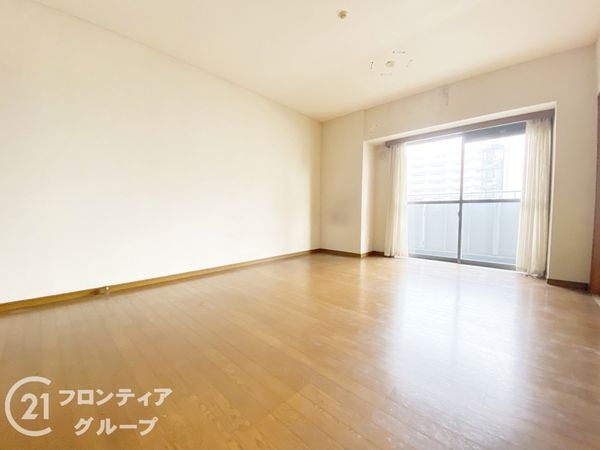 ピフレ新長田 中古マンション(リビング)